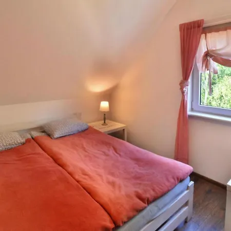 Comfortable Homes With A Large Garden Ferienhaus *